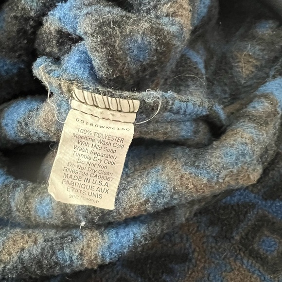 Vintage Y2K Columbia Men's Aztec Patterned Half Zip Fleece - Picture 9 of 9